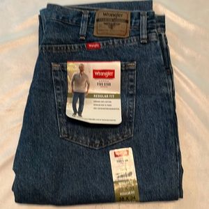 Mens 38x34 Wrangler jeans
